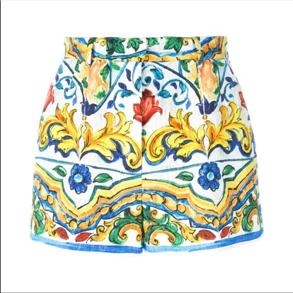 Dolce and gabbana majolica shorts